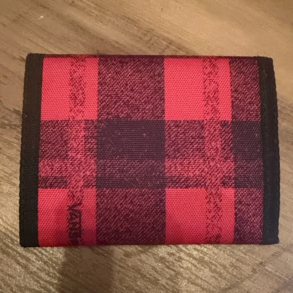 Vans Bifold Wallet Plaid Red Black Men's Active SB Off The Wall nwot